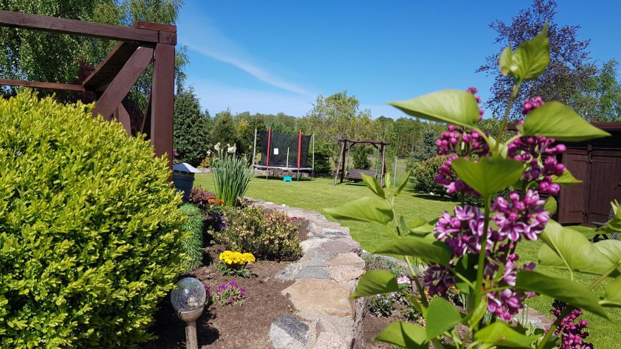 Dom W Skowronkach Villa Sasino Buitenkant foto